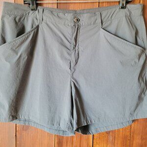 Patagonia Baggies Women 14 Gray Board Shorts Nylon Worn Wear Zip Pocket Active
